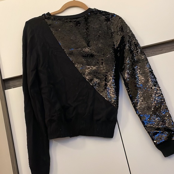 Cashmere and sequin sweater - Picture 3 of 3